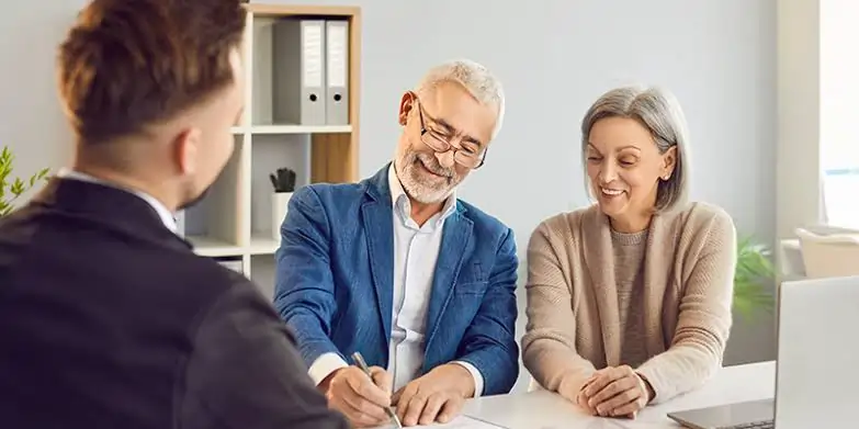 Why Are More Divorcing Couples Choosing Mediation Sale?